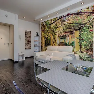 Apartment Macchi, Milan